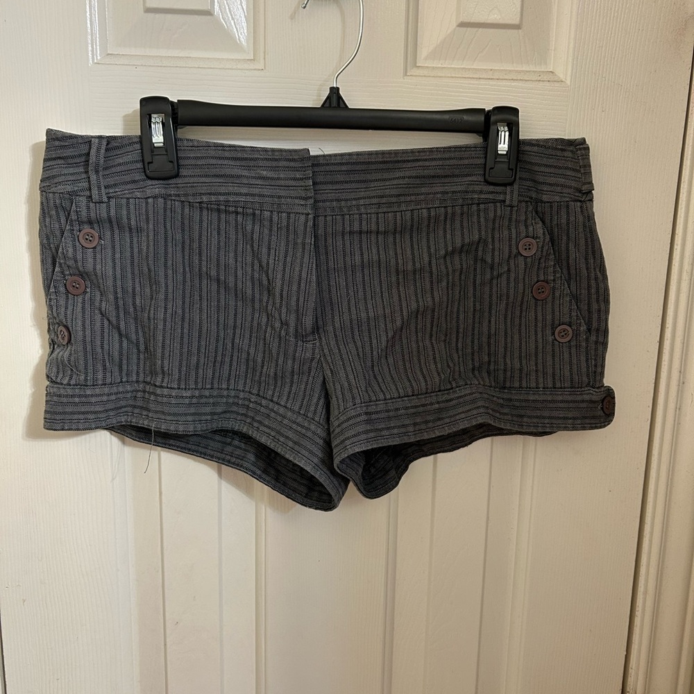 No Boundaries Gray Bermuda Shorts Athletic Style